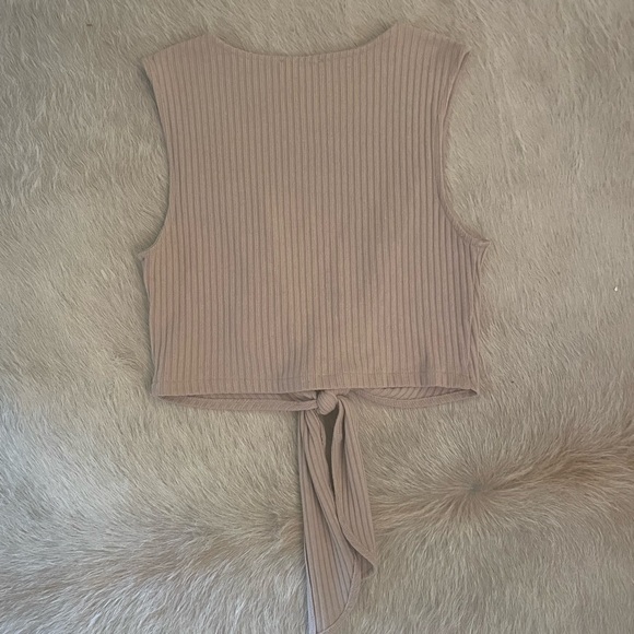 Cropped Zara Top - Picture 2 of 3